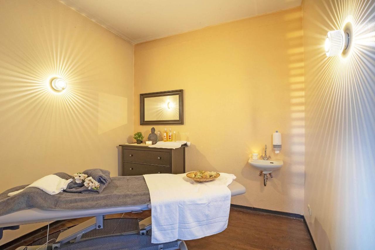 Aqualux Wellness- & Tagungshotel Bad Salzschlirf Zewnętrze zdjęcie