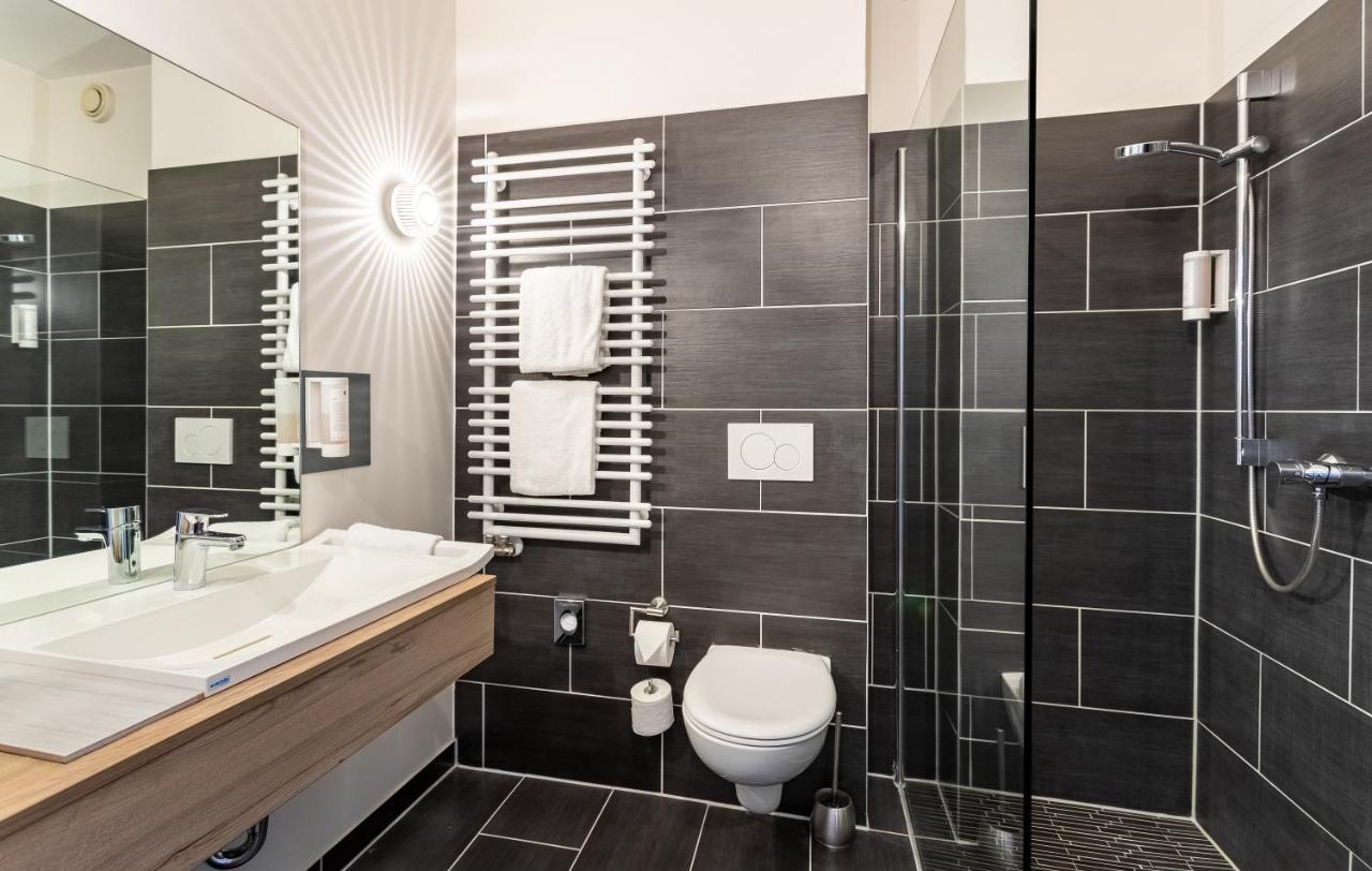 Aqualux Wellness- & Tagungshotel Bad Salzschlirf Zewnętrze zdjęcie