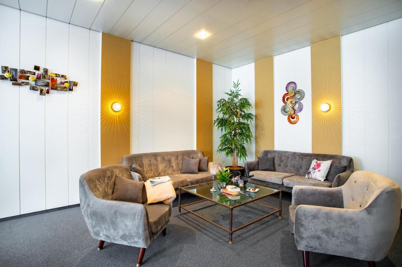 Aqualux Wellness- & Tagungshotel Bad Salzschlirf Zewnętrze zdjęcie