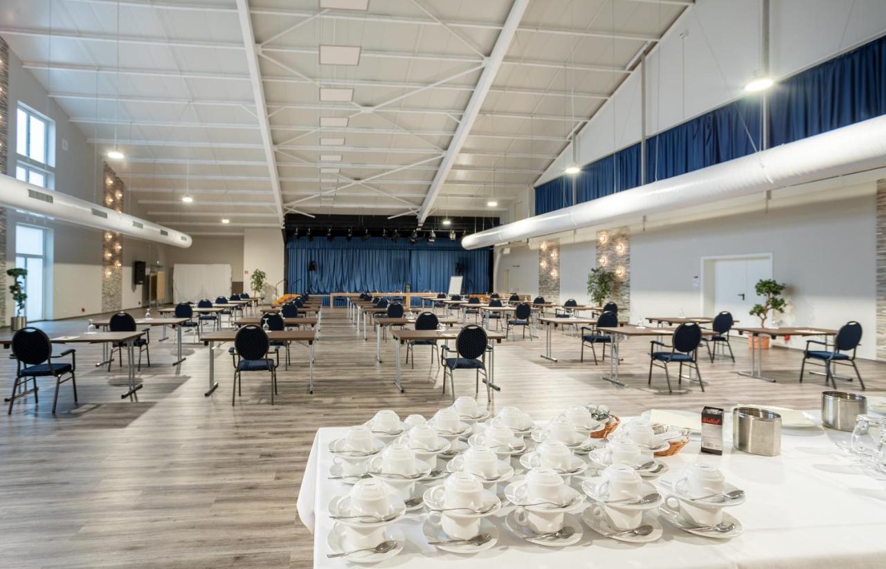 Aqualux Wellness- & Tagungshotel Bad Salzschlirf Zewnętrze zdjęcie