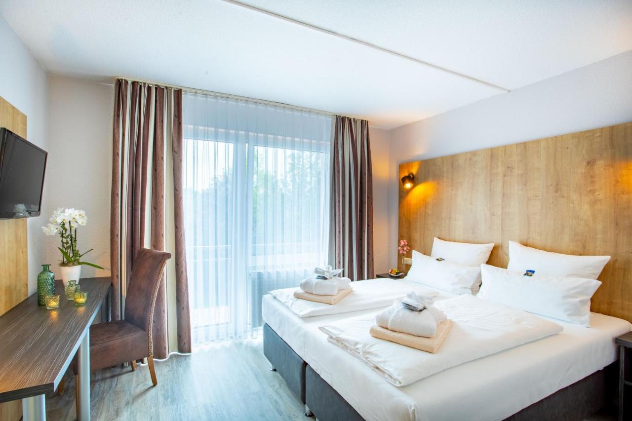 Aqualux Wellness- & Tagungshotel Bad Salzschlirf Zewnętrze zdjęcie